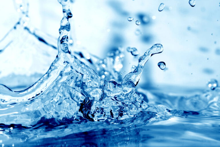 Het reinigingswater